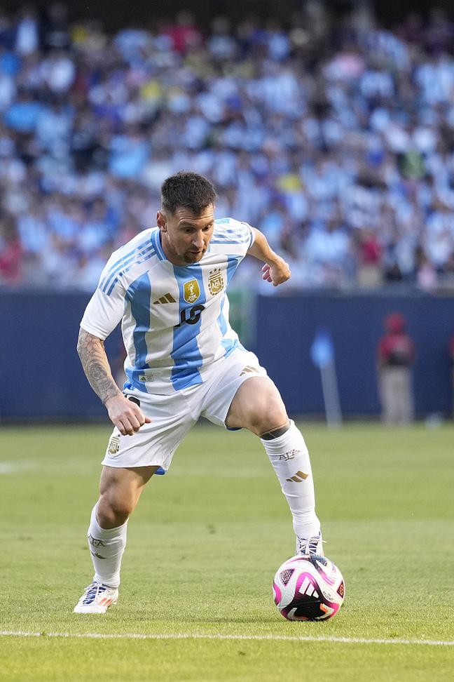 曼城官宣塞梅尼奥：瓜迪奥拉为何需要强力新边锋？