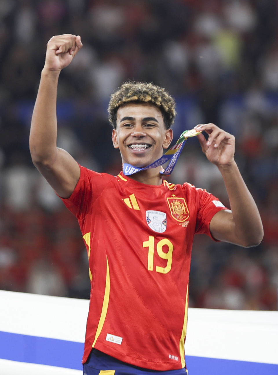 《明末：渊虚之羽》开发商成都灵泽科技招聘3D动作、客户端开发和地编设计师等